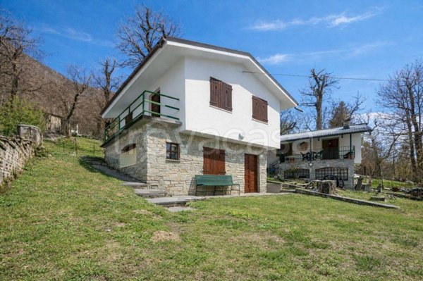 casa indipendente in vendita a Demonte