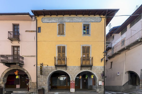 casa semindipendente in vendita a Demonte