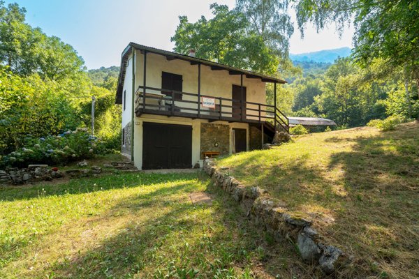 casa indipendente in vendita a Demonte