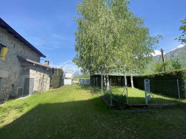 casa indipendente in vendita a Demonte