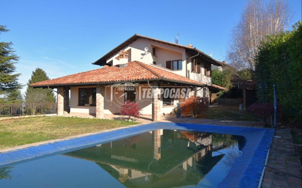 casa indipendente in vendita a Diano d'Alba