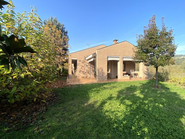 casa indipendente in vendita a Diano d'Alba