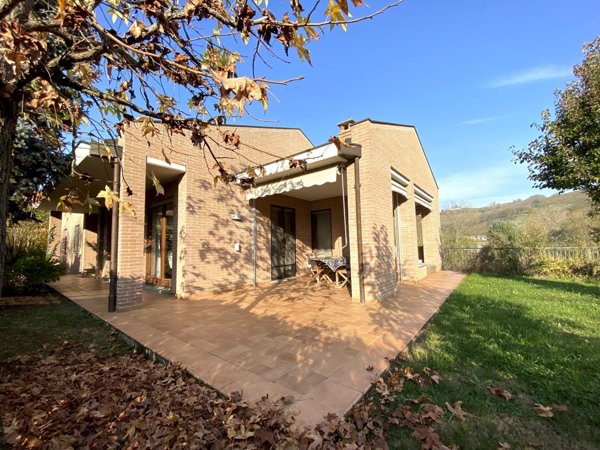casa indipendente in vendita a Diano d'Alba