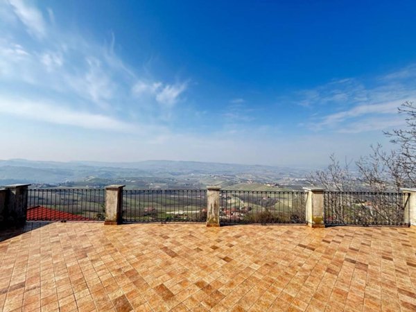 casa indipendente in vendita a Diano d'Alba