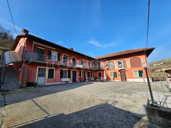 casa indipendente in vendita a Diano d'Alba