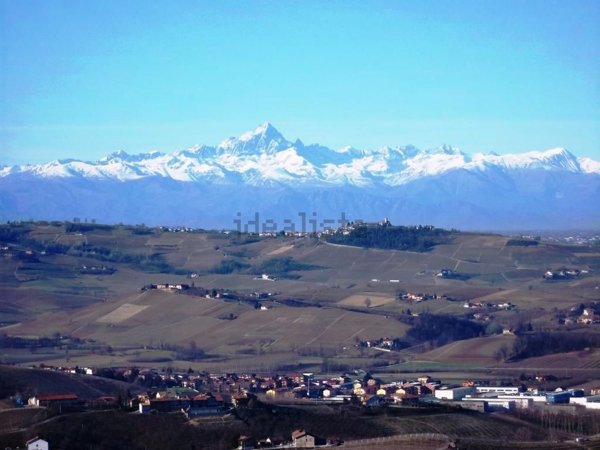 casa indipendente in vendita a Diano d'Alba