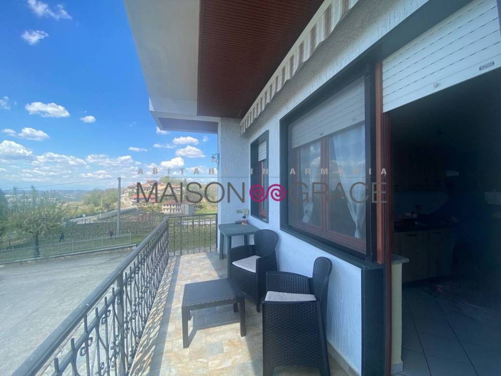 casa indipendente in vendita a Diano d'Alba