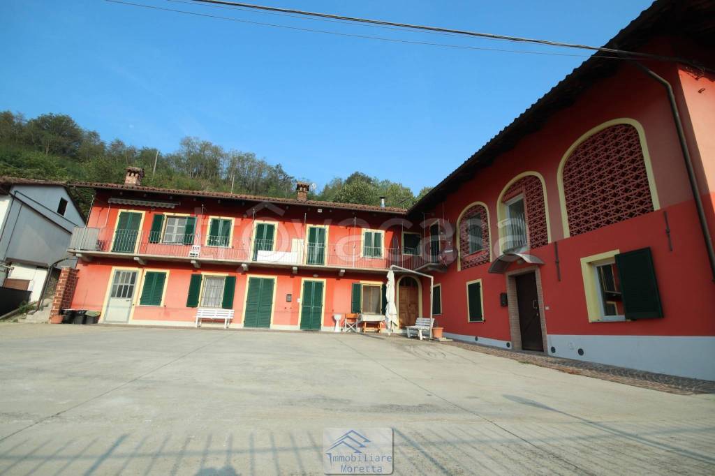 bivano in vendita a Diano d'Alba in zona Ricca