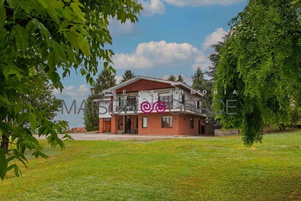 casa indipendente in vendita a Diano d'Alba