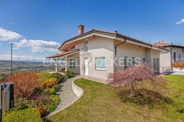 casa indipendente in vendita a Diano d'Alba