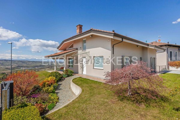 casa indipendente in vendita a Diano d'Alba