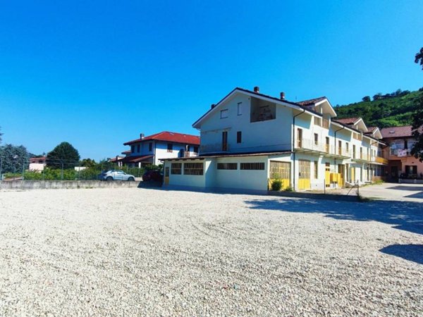 appartamento in vendita a Diano d'Alba in zona Ricca