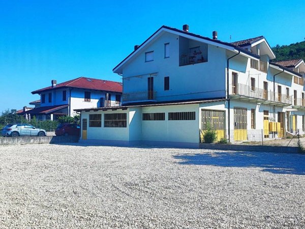 appartamento in vendita a Diano d'Alba in zona Ricca