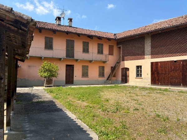 villa in vendita a Diano d'Alba