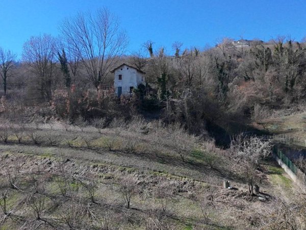 casa indipendente in vendita a Diano d'Alba in zona Ricca