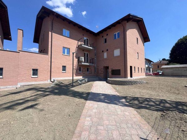 appartamento in vendita a Diano d'Alba in zona Ricca