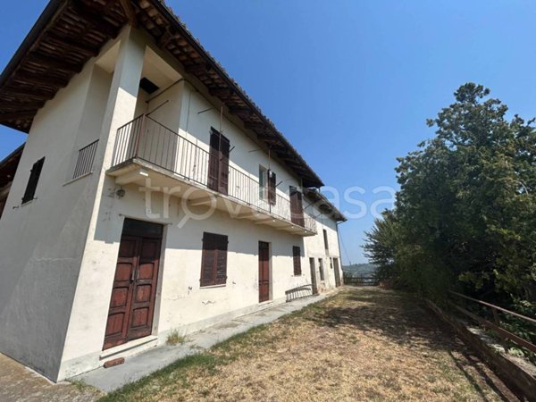 casa indipendente in vendita a Diano d'Alba