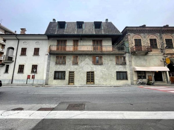 casa indipendente in vendita a Dogliani