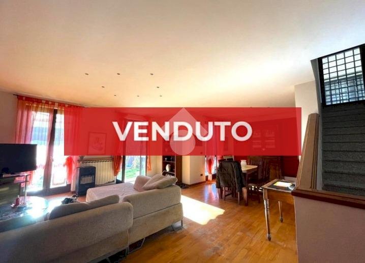 casa indipendente in vendita a Dogliani