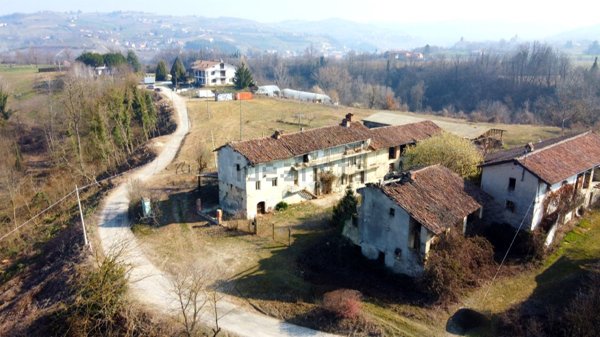 casale in vendita a Dogliani