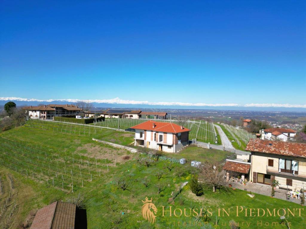 casa indipendente in vendita a Dogliani