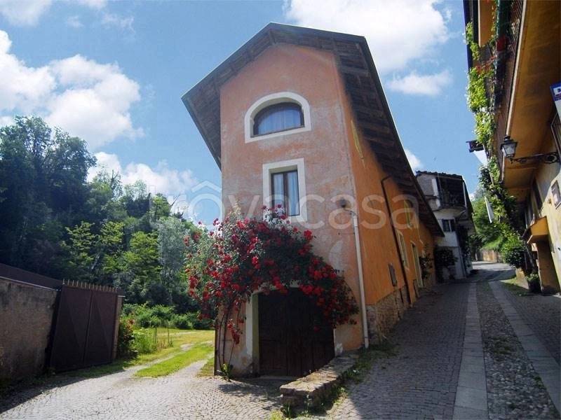 casa indipendente in vendita a Dogliani