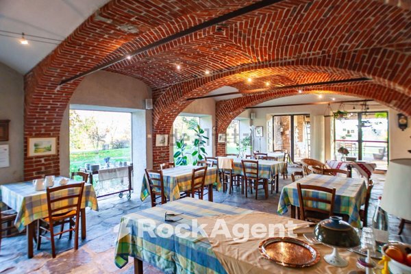 casa indipendente in vendita a Dogliani