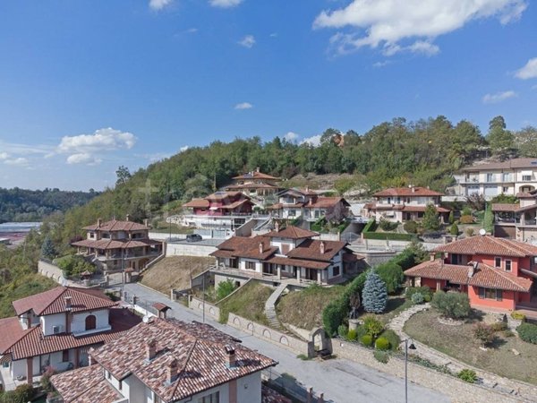 casa indipendente in vendita a Dogliani