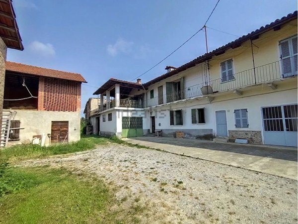 casale in vendita a Dogliani