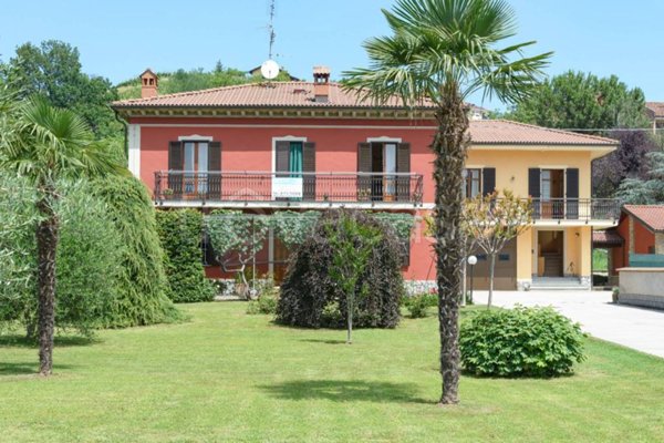 casa indipendente in vendita a Dogliani