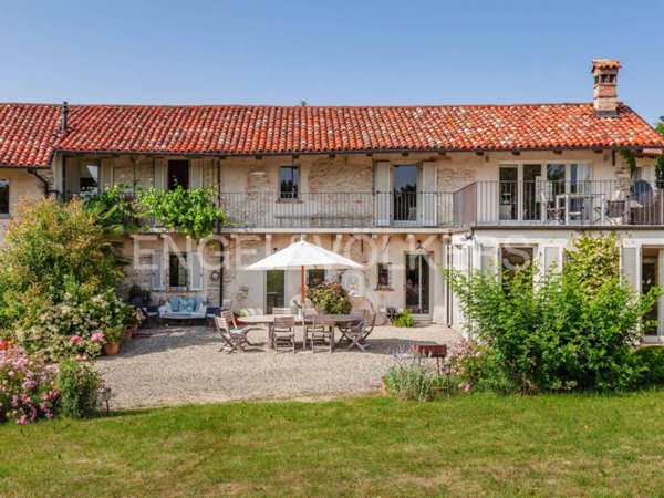 casa indipendente in vendita a Dogliani