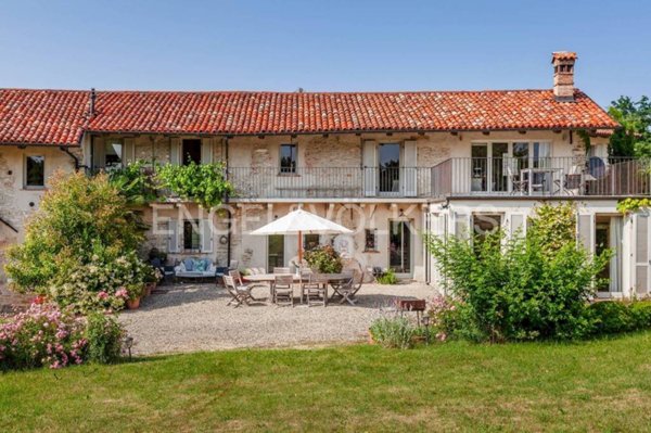 casa indipendente in vendita a Dogliani