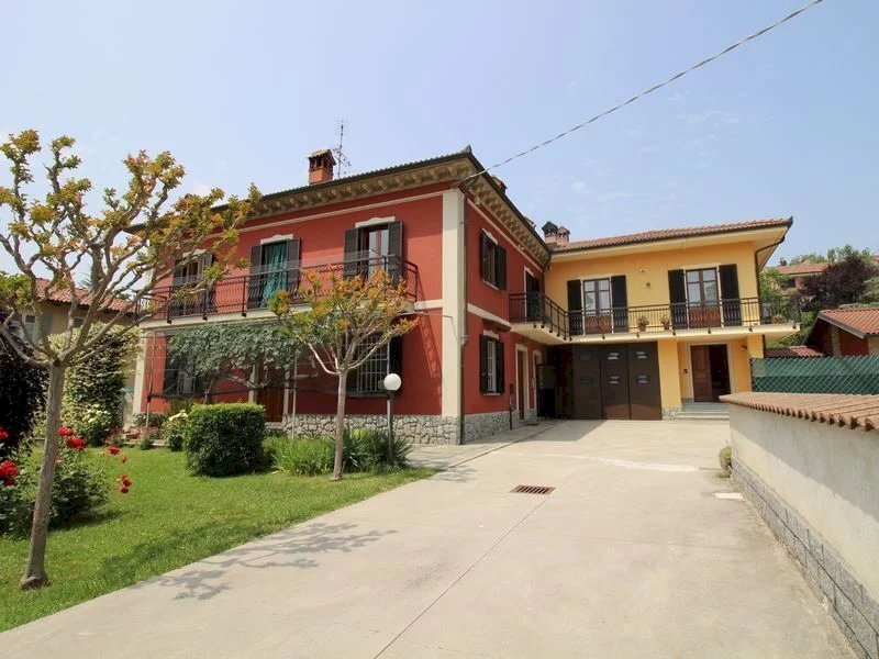 casa indipendente in vendita a Dogliani