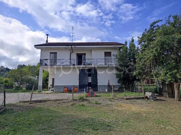 casa indipendente in vendita a Dogliani