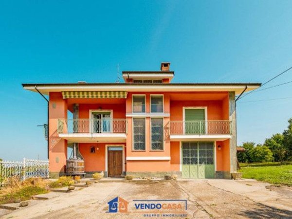 casa indipendente in vendita a Dogliani