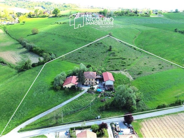 casa indipendente in vendita a Dogliani