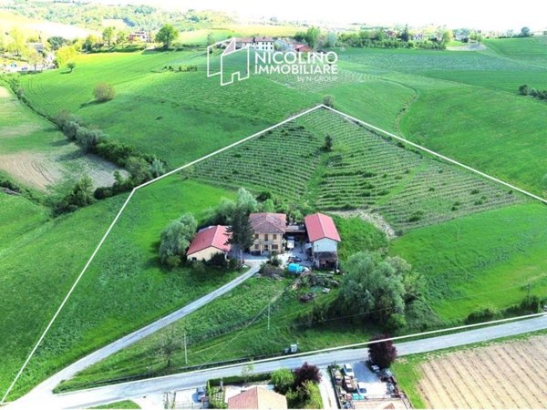 casa indipendente in vendita a Dogliani