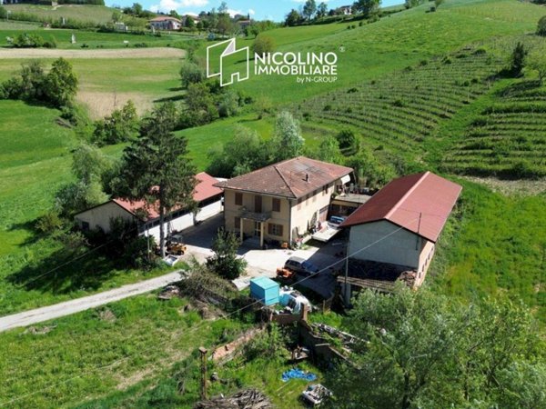 casa indipendente in vendita a Dogliani