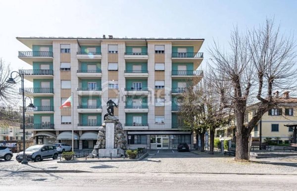 negozio in vendita a Dogliani