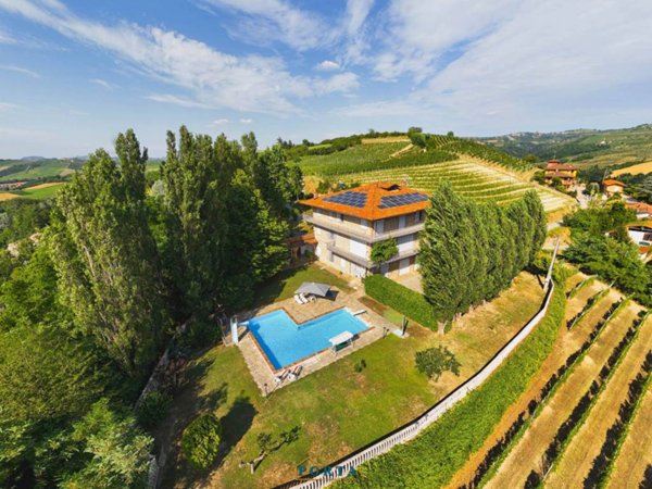 casa indipendente in vendita a Dogliani