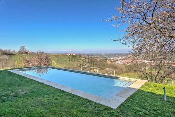 casale in vendita a Dogliani