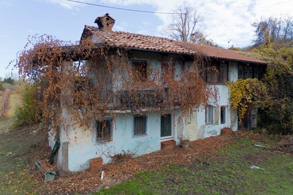 casale in vendita a Dogliani