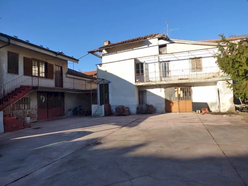 casa indipendente in vendita a Dogliani