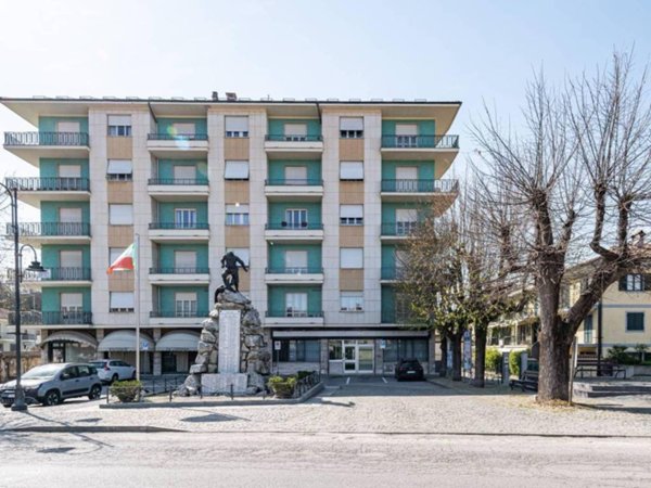 negozio in vendita a Dogliani