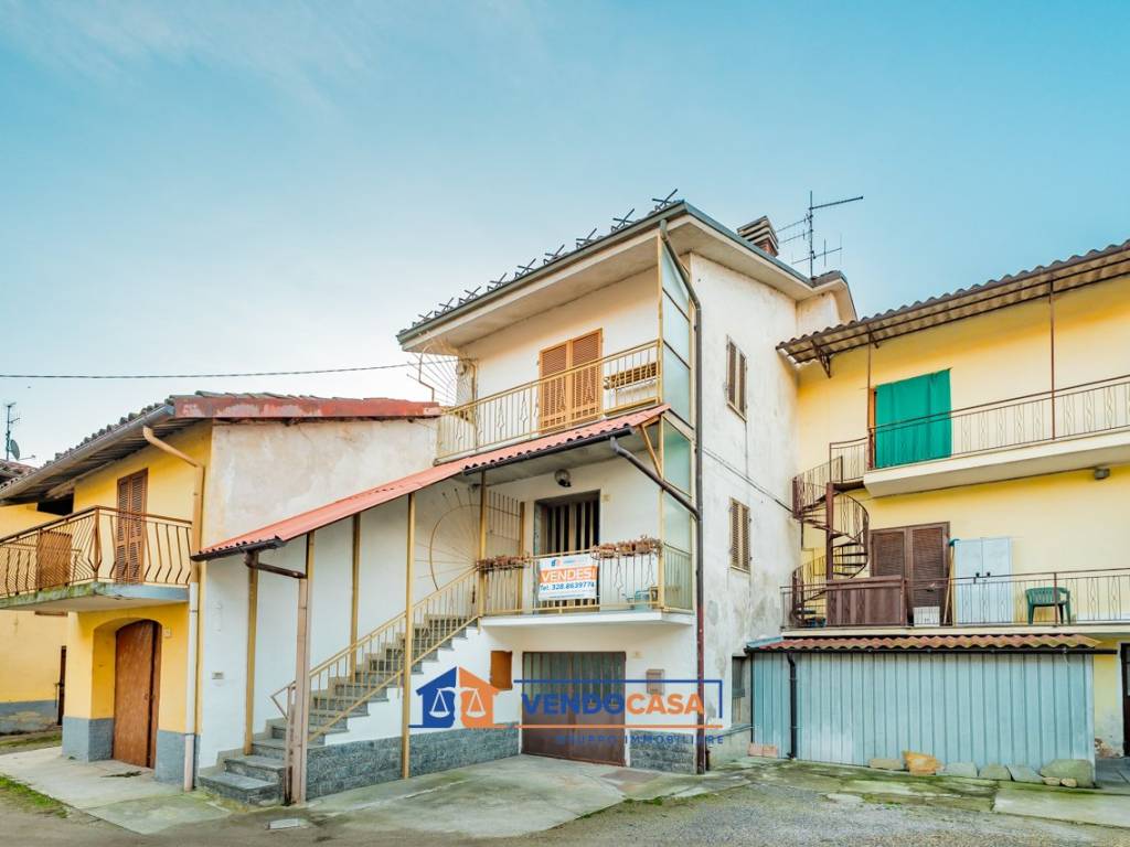 casa indipendente in vendita a Dogliani