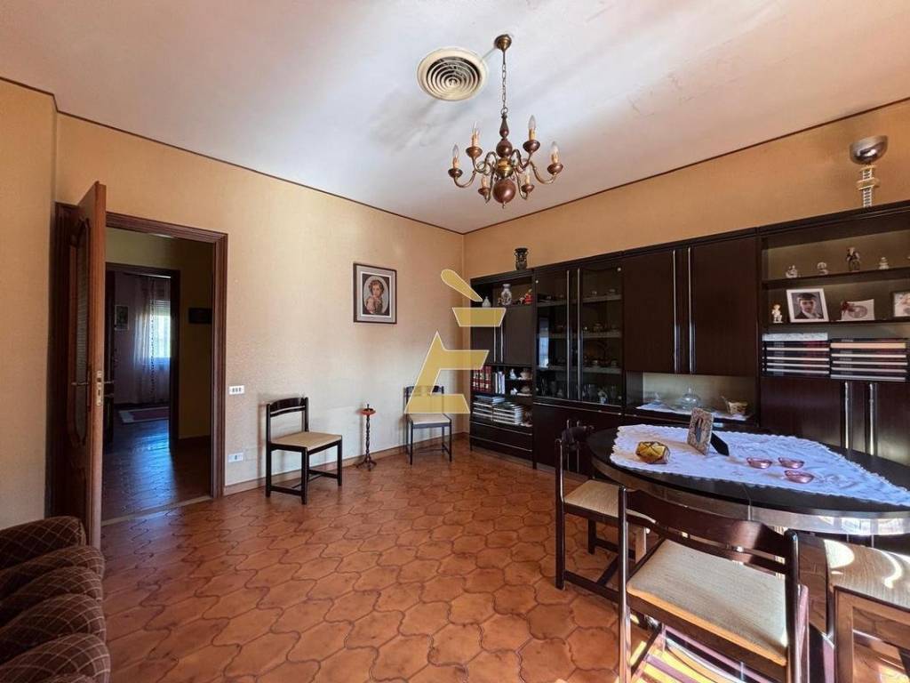 casa indipendente in vendita a Dogliani