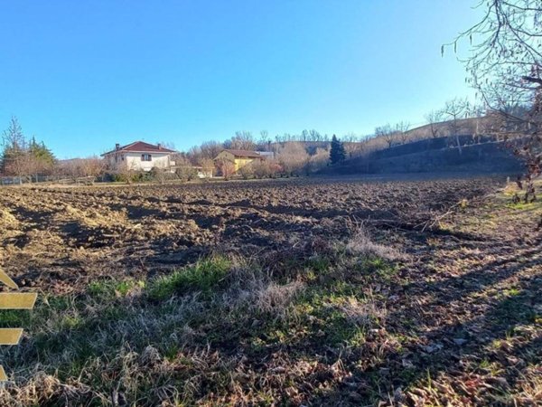 terreno edificabile in vendita a Dogliani