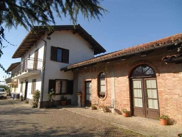 casa indipendente in vendita a Dogliani