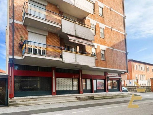 negozio in vendita a Dogliani