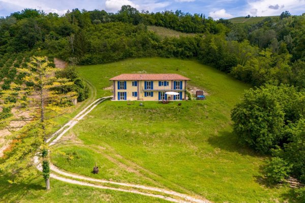 casa indipendente in vendita a Dogliani